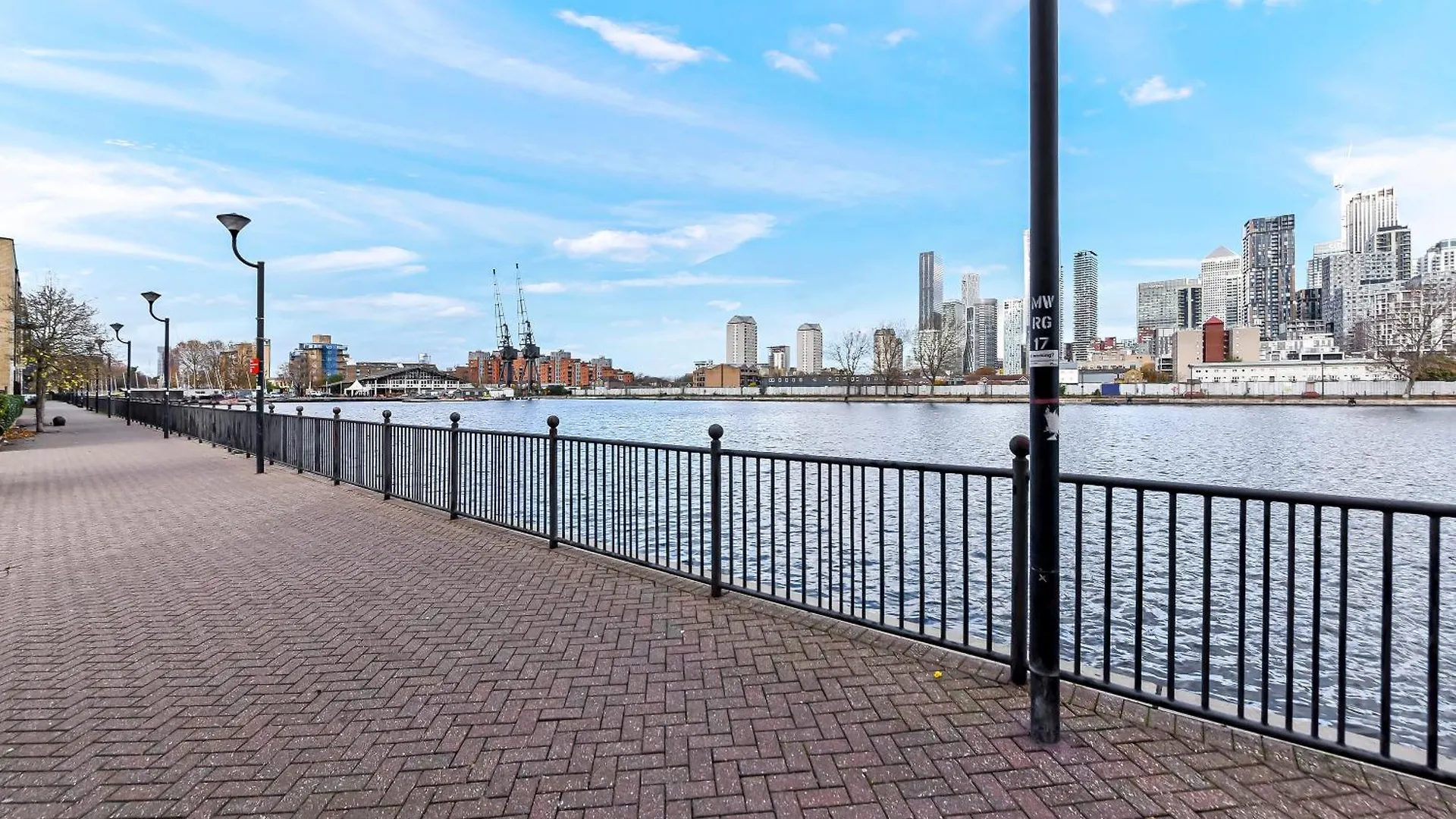 2Bed - Canary Wharf - 14Days Londres Appartement